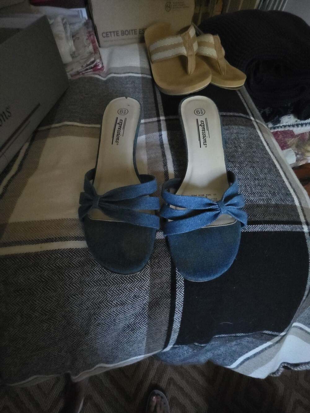 Expressions Blue Denim Slide Sandals With Bow Size 6.5